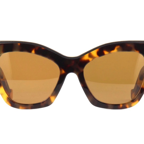 Loewe Sunglasses - Picture 2 of 5